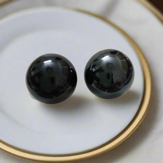 Black Pearl Studs