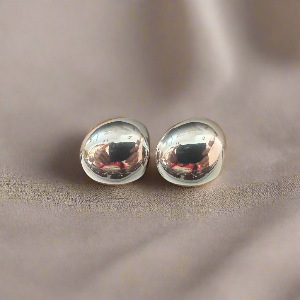 Button Shape Studs