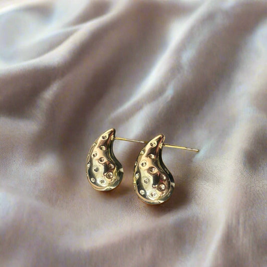 Golden Dotted Teadrop Earrings