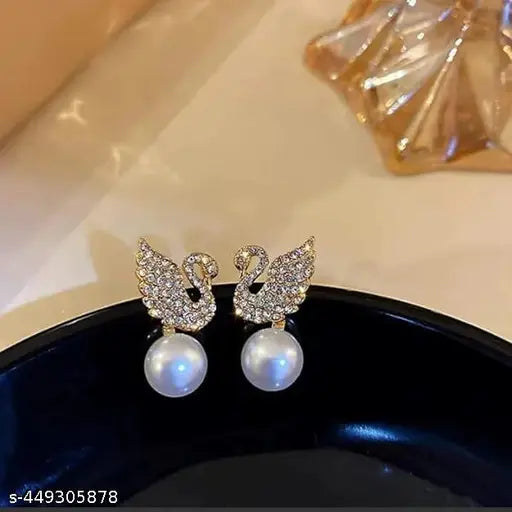 Swan Pearl Studs